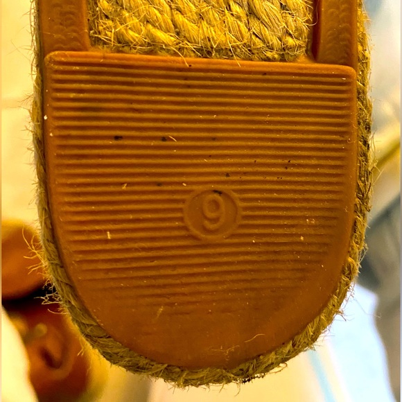 Marc Fisher ADALYN ESPADRILLE WEDGE SANDAL - Picture 4 of 9